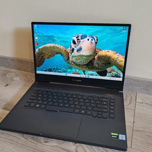 Asus Studiobook Pro w500g5t használt notebook