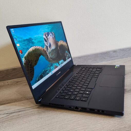 Asus Studiobook Pro w500g5t használt notebook - Image 3
