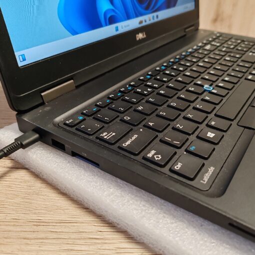 Dell Latitude 5580 használt notebook - Image 3