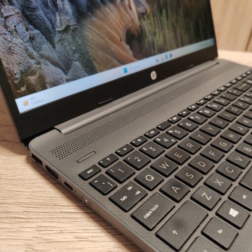 Hp 250 G8 használt notebook - Image 3